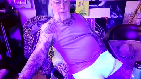 blindsurfer780299 online show from July 20, 9:06 pm
