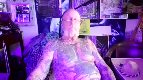 blindsurfer780299 online show from July 22, 8:39 am