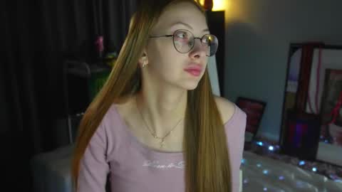  LiLy online show from January 19, 3:16 pm