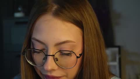  LiLy online show from February 24, 3:21 pm