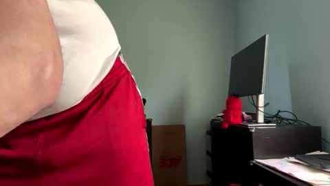 Snapshot of blissfulfoxtrot chatting on April 7, 2:06 pm Blissful Foxtrot online show from April 7, 2:06 pm