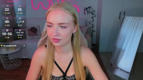 Nessa online show from May 23, 9:13 am