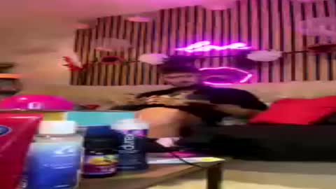 blondie_lorentino online show from May 26, 2:40 am