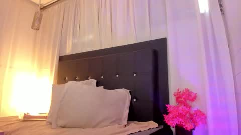 bloom_bbc online show from November 19, 1:22 pm