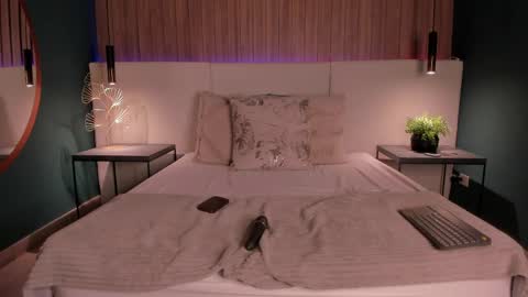 blue_anngel online show from May 9, 12:38 am