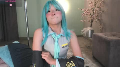 blue_sixx online show from May 27, 10:18 pm