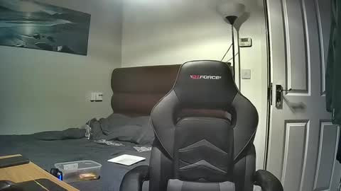 bluebirdflame1 online show from March 12, 3:13 am