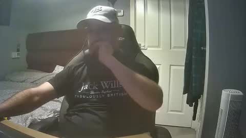 bluebirdflame1 online show from April 2, 8:28 pm