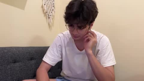 Daan online show from February 7, 2:50 am