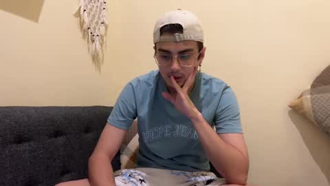 Daan online show from February 11, 2:46 am