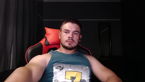 blueeyeboy0 online show from December 8, 7:22 pm