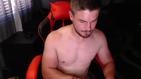 blueeyeboy0 online show from December 10, 9:55 am