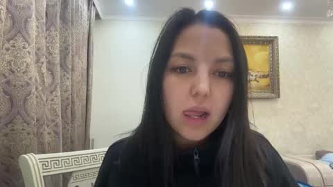 Snapshot of bluesilk_sins chatting on January 6, 6:00 pm bluesilk_sins online show from January 6, 6:00 pm