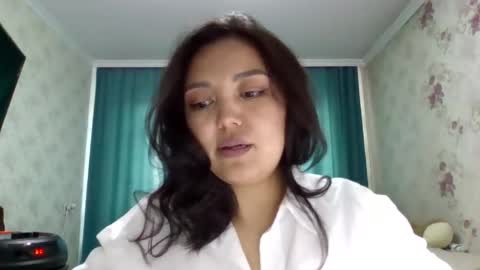 Snapshot of bluesilk_sins chatting on May 11, 8:53 am bluesilk_sins online show from May 11, 8:53 am