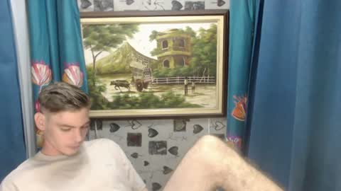 blueeyedboyisasia online show from June 13, 5:05 am