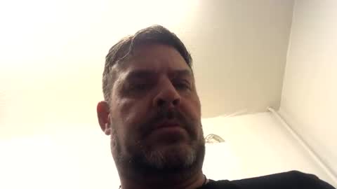 Blueyloey online show from December 5, 9:50 pm