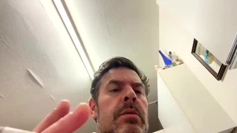 Blueyloey online show from February 8, 2:58 am