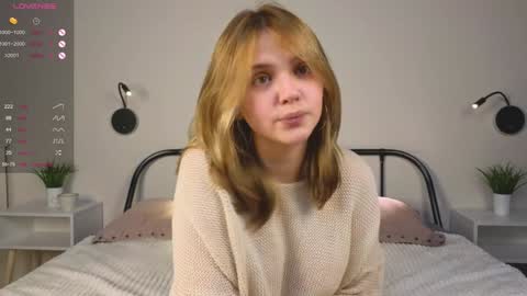 Erica online show from December 2, 4:20 pm