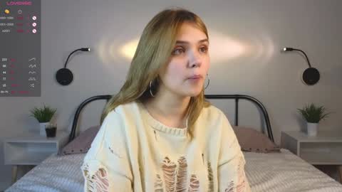 Erica online show from December 13, 4:16 pm