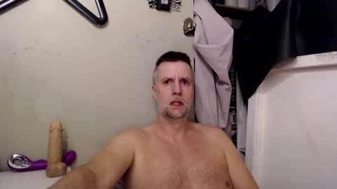 Snapshot of bobberman78 chatting on October 25, 3:18 pm Dan online show from October 25, 3:18 pm