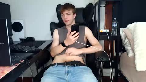 bobby72738 online show from October 1, 2:06 am