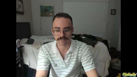 Snapshot of bobbydfw chatting on April 5, 11:35 pm bobbydfw online show from April 5, 11:35 pm