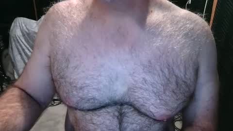 Snapshot of bobbyhill27b chatting on November 15, 1:25 am BobbyHill27b online show from November 15, 1:25 am