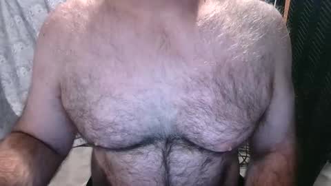 Snapshot of bobbyhill27b chatting on December 5, 3:52 pm BobbyHill27b online show from December 5, 3:52 pm