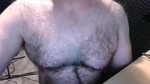 Snapshot of bobbyhill27b chatting on March 15, 5:52 pm BobbyHill27b online show from March 15, 5:52 pm