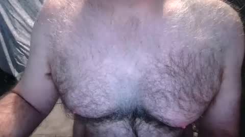 Snapshot of bobbyhill27b chatting on March 24, 2:22 pm BobbyHill27b online show from March 24, 2:22 pm