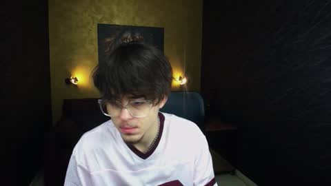 BodhiHayes online show from March 19, 5:11 am