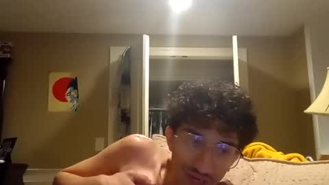 Snapshot of bodyyattiyatti chatting on December 18, 2:32 am Sailorartemis online show from December 18, 2:32 am