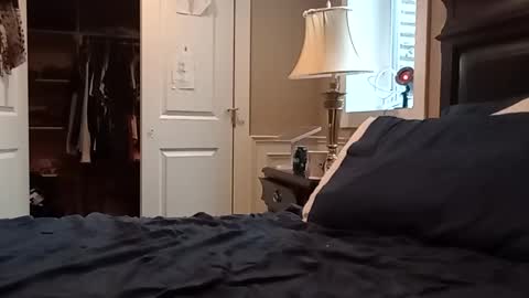 Snapshot of bodyyattiyatti chatting on February 8, 3:31 pm Sailorartemis online show from February 8, 3:31 pm