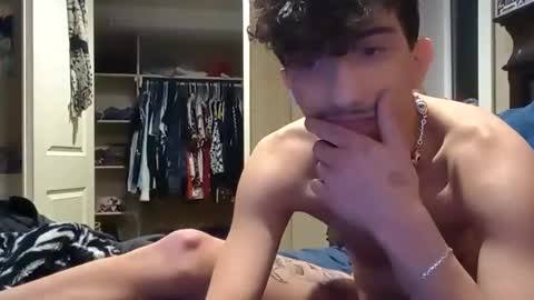 Snapshot of bodyyattiyatti chatting on February 9, 10:20 am Sailorartemis online show from February 9, 10:20 am