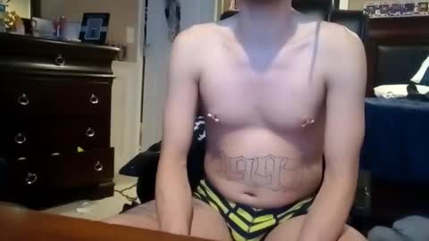 Snapshot of bodyyattiyatti chatting on February 15, 6:12 am Sailorartemis online show from February 15, 6:12 am