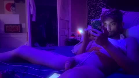 Snapshot of bodyyattiyatti chatting on October 6, 6:22 am Sailorartemis online show from October 6, 6:22 am