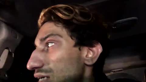 Snapshot of bodyyattiyatti chatting on November 25, 10:43 pm Sailorartemis online show from November 25, 10:43 pm