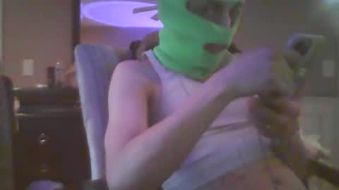 Snapshot of bodyyattiyatti chatting on February 8, 6:28 am Sailorartemis online show from February 8, 6:28 am