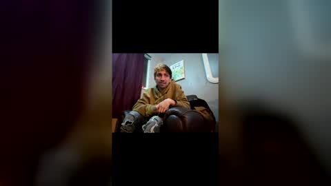 Snapshot of bodyyattiyatti chatting on February 14, 5:59 am Sailorartemis online show from February 14, 5:59 am