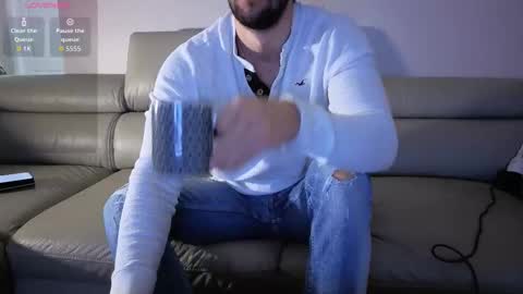 boiteasex online show from March 17, 6:06 am