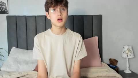 Boleyn online show from January 20, 12:07 pm