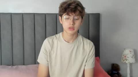 Boleyn online show from February 3, 12:47 pm