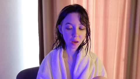 bondi_star online show from July 3, 1:06 pm