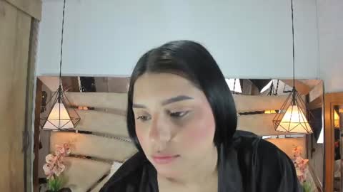 bonet_iris online show from July 10, 11:02 am