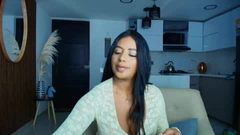 bonnie and clyde online show from June 1, 12:29 pm