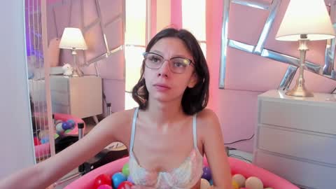 Snapshot of bonniepark_ chatting on January 11, 1:11 pm Bonnie online show from January 11, 1:11 pm