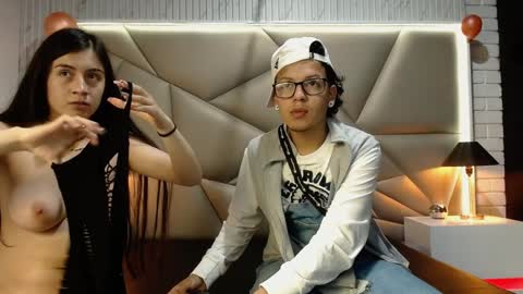 Snapshot of bonny_bonss chatting on December 31, 11:09 am bonny_bonss online show from December 31, 11:09 am