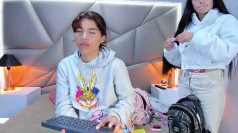 Snapshot of bonny_bonss chatting on February 16, 11:16 am bonny_bonss online show from February 16, 11:16 am