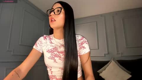 Bonny online show from December 19, 8:05 pm