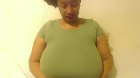 boobyqueen online show from September 10, 7:25 pm